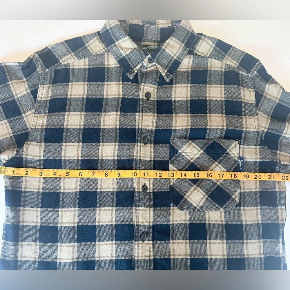Woolrich Men’s Plaid Flannel Button-Up Shirt – Size Medium - Picture 5 of 7